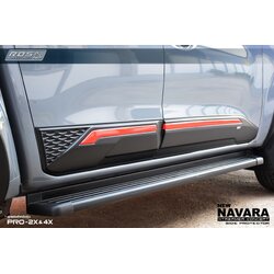 กาบข้างประตู NAVARA 2021