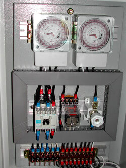 ตู้คอนโทรล ออโตเมติก มีทามเมอร์24ชั้วโมง คุมการทำงาน (อุปกรณ์อื่นๆ ตามสั่ง) WALL MOUNTING CABINET (KJL), Control Switch (TEND), Time Switch (GRASSLIN), Relay (OMRON), Fuse (TEND) (T&B), MAGNETIC CONTACTOR (MITSUBISHI)