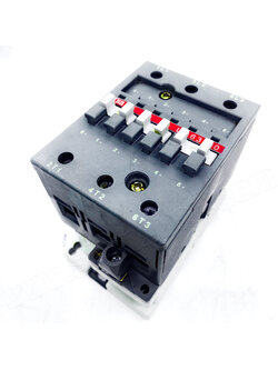 (ABB) คอนแท็คเตอร์ CONTRACTOR FOR CAPACITOR รุ่น UA series