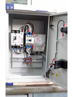 ตู้คอนโทรล เบรกเกอร์ 2P 10A สตาร์ท สต็อป ออโตเมติก เปลี่ยนเวลาการทำงานโดยทามเมอร์24ชม. (อุปกรณ์ WALL MOUNTING CABINET (KJL), Control Switch (TEND), MOLD CASE CIRCUIT BREAKER (MITSUBISHI), MAGNETIC CONTACTOR (MITSUBISHI)