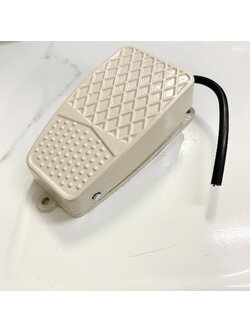 สวิทช์เท้าเหยียบ TREADLE SWITCH / FOOT SWITCH (ZT) FS-2, FS-3, LT4