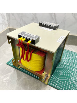 หม้อแปลงไฟฟ้า หม้อแปลงไฟ Electric Transformer Converter รุ่น ขนาด INPUT 0-400-440VAC, OUTPUT 0-100-110VAC, 10A - 15A 2750VA