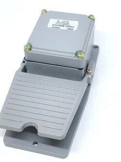 สวิทช์เท้าเหยียบ PEDAL SWITCH / FOOT SWITCH (PNC) LT-3, TFS-201
