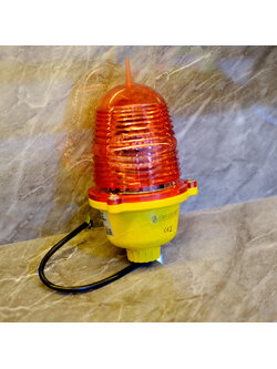 โคมไฟสัณญาณเตือนทางอากาศ LED Aviation Obstruction Light (G&S LIGHT) รุ่น GS-LI/B AC220V 50-60HZ 3W แบบติดค้าง (หากต้องการแบบแสงกระพริบ-ติดต่อก่อนสั่งซื้อ)- ทำงานควบคุมโดยสวิทช์แสงแดด ทำงานเมื่อมีแสง ต่ำกว่า 50LUX และปิดเมื่อแสงสูงกว่า 50LUX