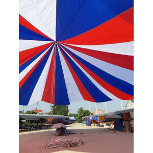 Parachute (เต๊นท์ กลม, เต๊น์ ละครสัตว์, เต๊นท์ กลางแจ้ง, เต็นท์ สนาม, หลังคา ผ้าใบ)