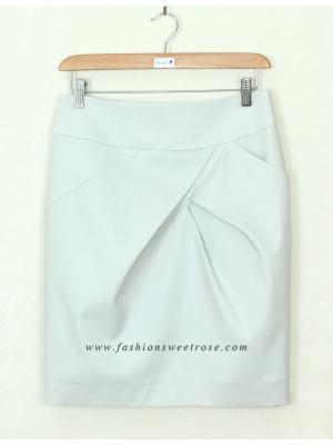 SK-360 กระโปรงแฟชั่น&ทำงาน ทรงสอบ ผ้าสแปนเด็กซ์ญี่ปุ่นสีขาวควันบุหรี่ ด้านหน้ากระโปรงดีไซน์สวยเก๋