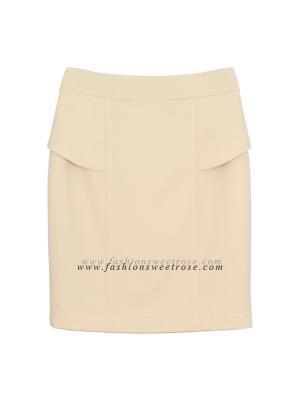 SK-399 กระโปรงทรงสอบ ผ้าโพลีเอสเตอร์สีครีม ด้านข้างกระโปรงออกแบบเป็นผ้าสองชิ้นซ้อนกัน