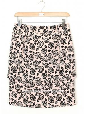 SK-320 กระโปรงแฟชั่น&ทำงาน ทรงสอบ ผ้าวาเลนติโนพิมพ์ลายดอกกุหลาบดำพื้นชมพู ตัวกระโปรงซ้อนกัน 2 ชั้น