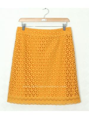 SK-325 กระโปรงทรงเอ ผ้าลูกไม้สีเหลือง ชายกระโปรงเป็นเชิงลูกไม้