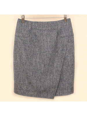 กระโปรงทรงสอบ ผ้าคอตต้อนลินินไอริสสีน้ำเงิน ด้านหน้ากระโปรงดีไซน์เรียบหรู / SK-439