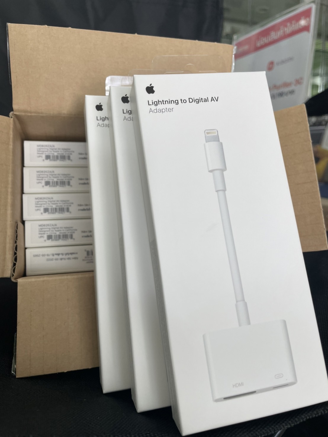 (ราคาพิเศษ) Apple อะแดปเตอร์ Digital AV แบบ Lightning รับประกันศูนย์ไทย