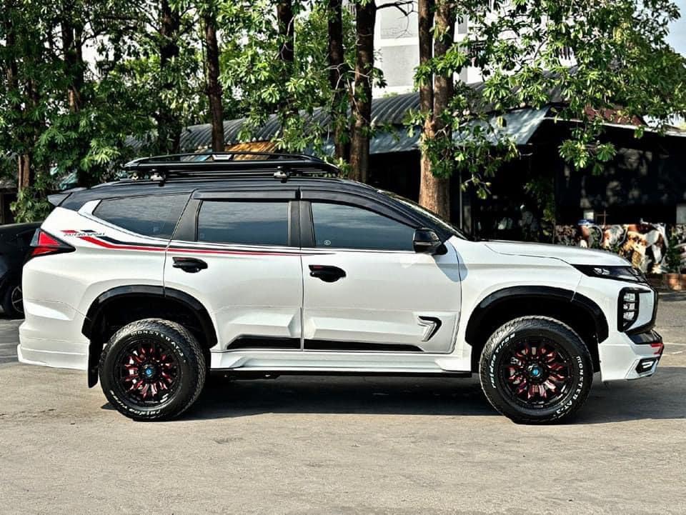 ชุดแต่งรอบคัน RIDER M V4 PAJERO SPORT 2019