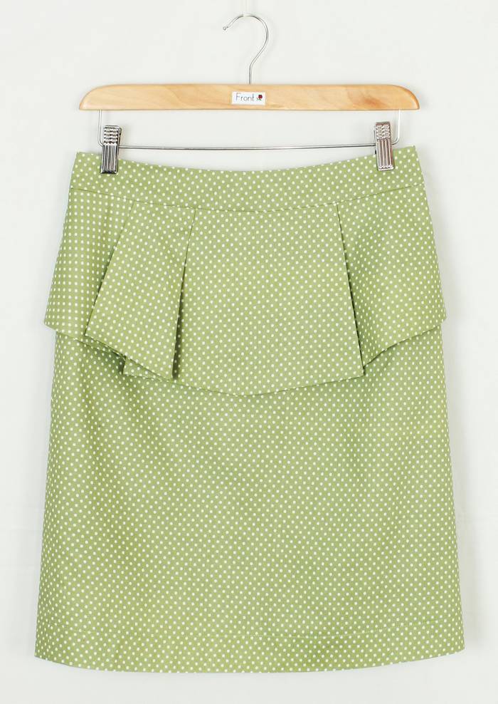 SK-204 กระโปรงแฟชั่น&ทำงาน ทรงสอบ ผ้าคอตต้อนญี่ปุ่นสีเขียวพาสเทล ด้านหน้ากระโปรงจับจีบระบาย