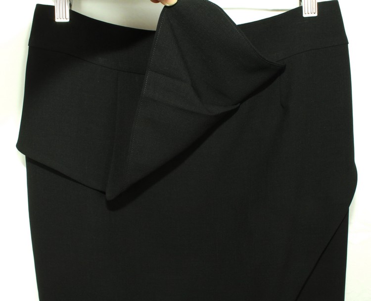 SK-173 กระโปรงแฟชั่น&ทำงาน ทรงสอบ ผ้า CHANEL สีดำ