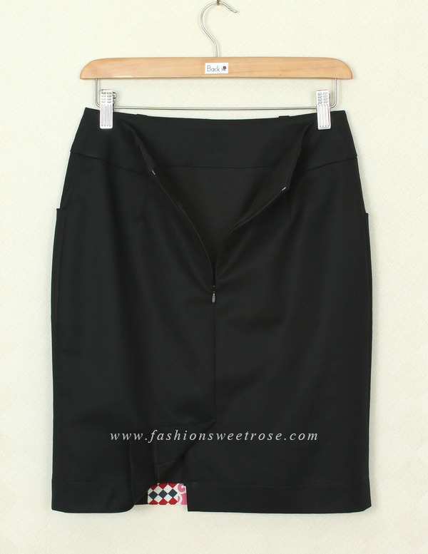 SK-382 กระโปรงแฟชั่น กระโปรงทำงาน ทรงสอบ ผ้าญี่ปุ่นผสมสเปนเด็กสีดำ
