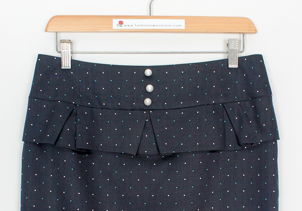 SK-477 กระโปรงทรงสอบ ผ้าคอตต้อนญี่ปุ่นพิมพ์จุดเล็กๆสีพื้นโทนน้ำเงินเข้ม