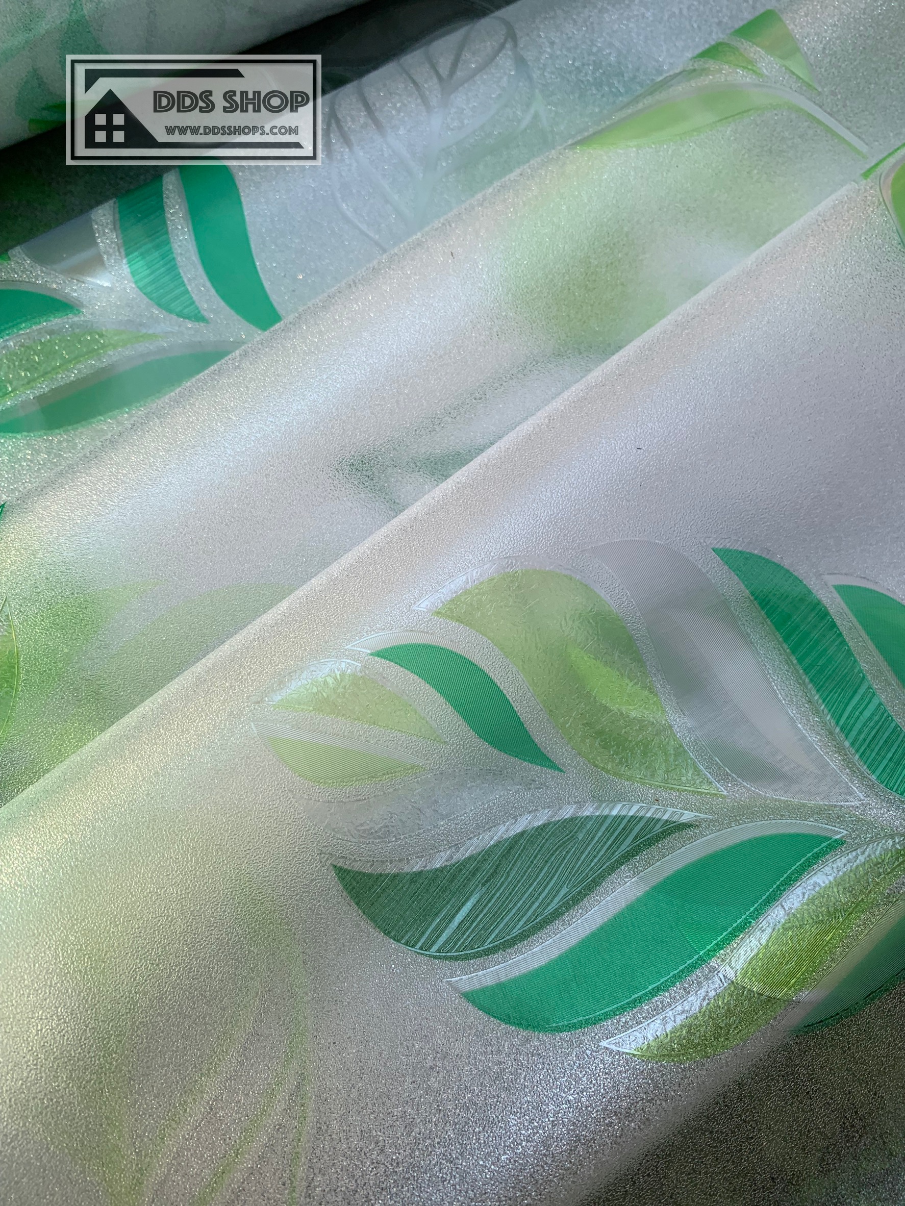 --หมดชั่วคราว- PVC สูญญากาศติดกระจก "Summer Green Leaves" หน้ากว้าง 90 cm x 1m (สั่งมากกว่า 1m ตัดยาวต่อเนื่อง)