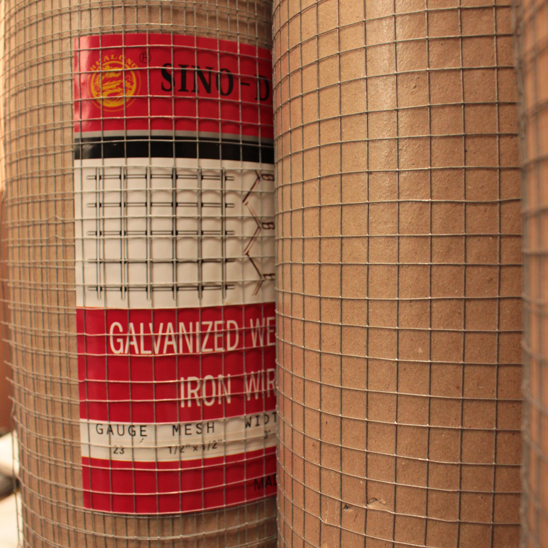 ตาข่ายลวดตาสี่เหลี่ยมชุบร้อนยี่ห้อมังกรลวดขนาดเล็กสูง90ซม ยาว30เมตร