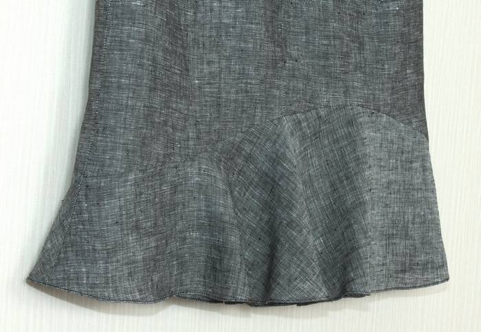SK-247 กระโปรงแฟชั่น&ทำงาน ทรงย้วย ผ้าลินินญี่ปุ่นเชมเบ้โทนดำ มีลายในตัว