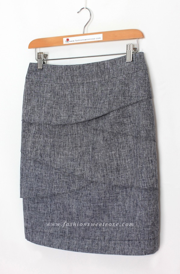 กระโปรงทรงสอบ ผ้าลินินไอริสสีน้ำเงินเข้มมีลายในตัว / SK-461