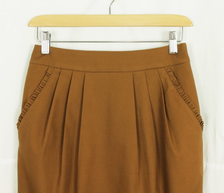 SK-150 กระโปรงแฟชั่น&ทำงาน ทรงสอบจับจีบทวิช ผ้าญี่ปุ่นสีน้ำตาลทรายแดง
