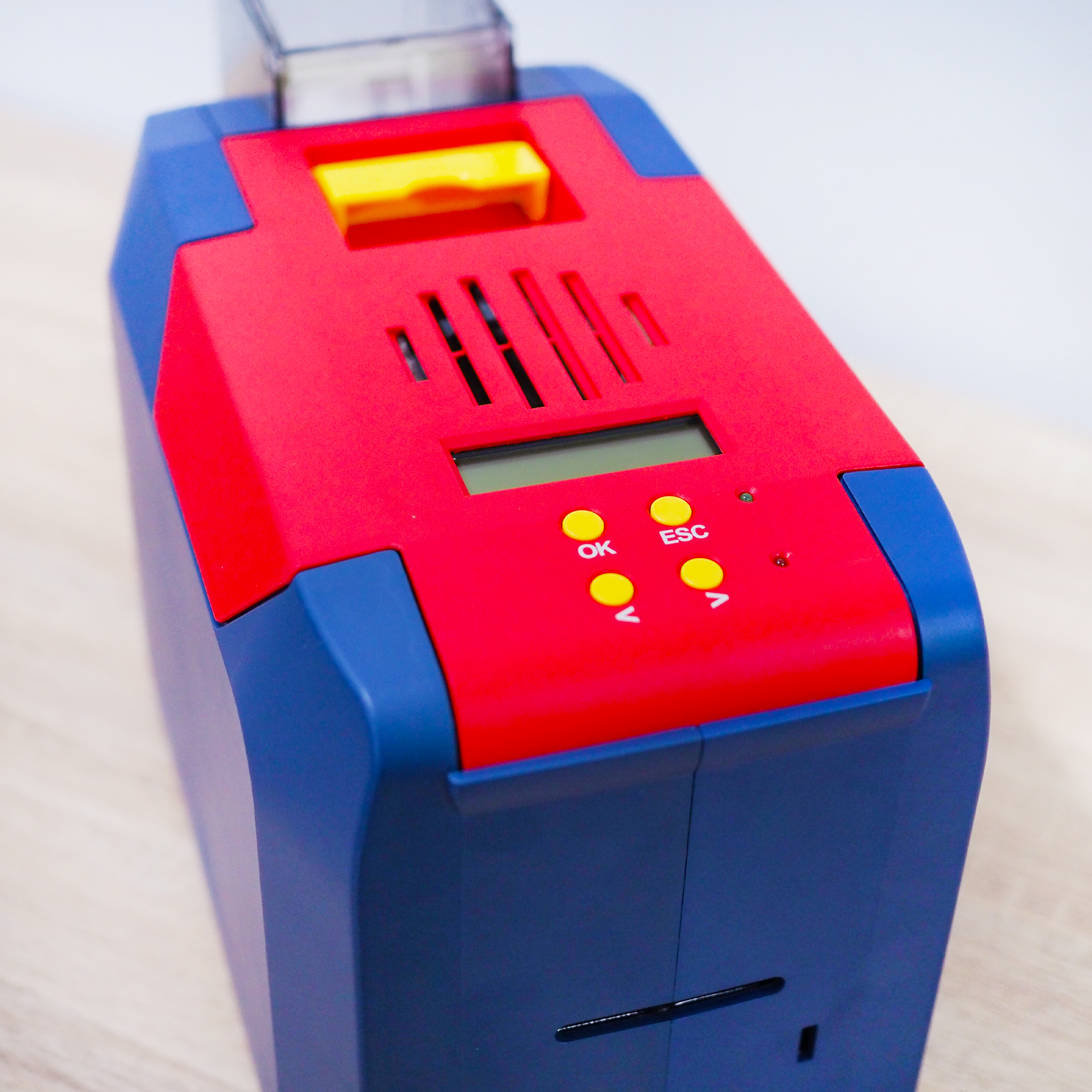 เครื่องพิมพ์บัตรพลาสติก เครื่องพิมพ์บัตรพนักงาน บัตรข้าราชการ บัตรประจำตัว บัตรนักเรียน Card printer Thermal dye-sublimation direct to card Seaory S21