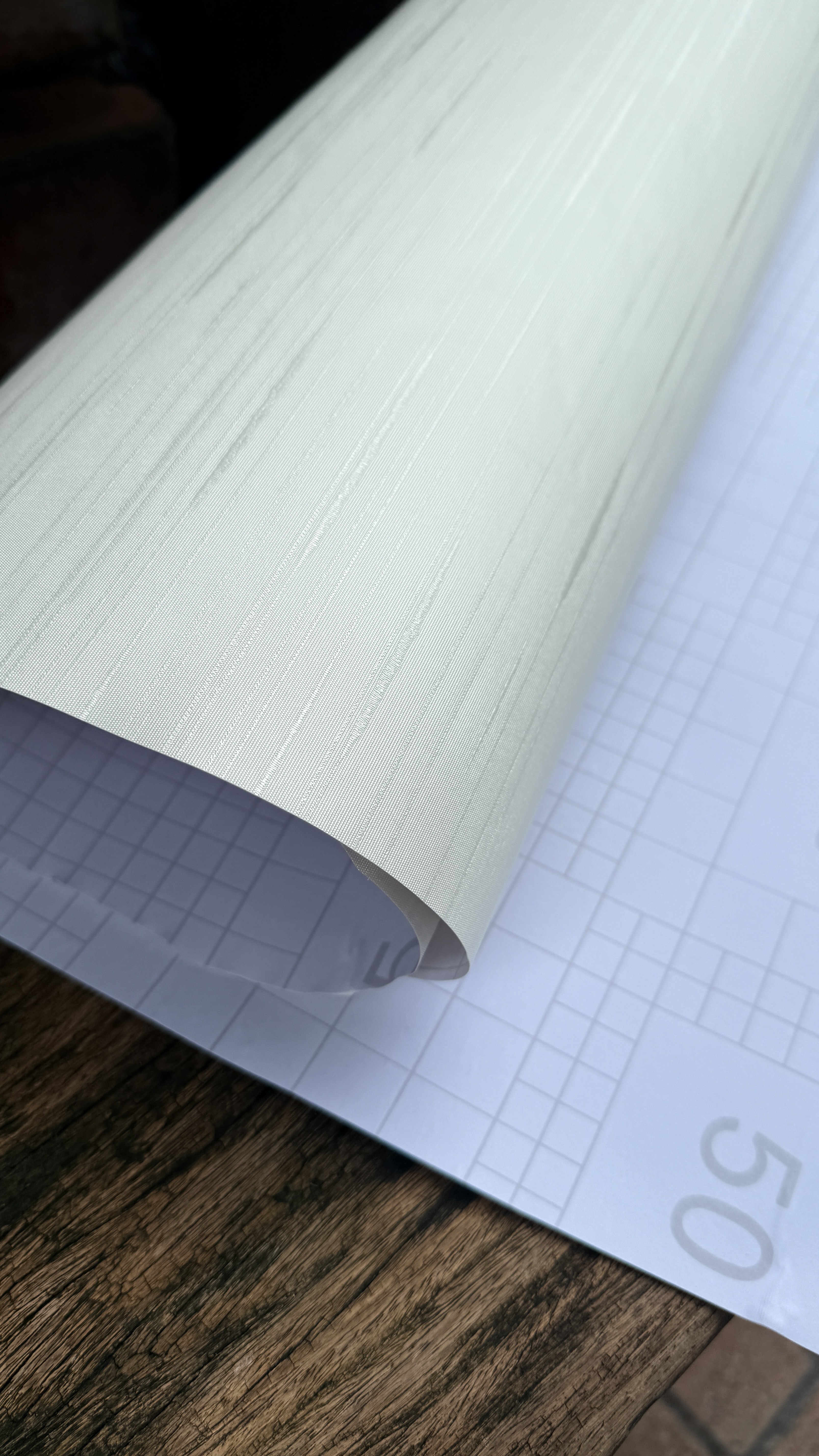 Wallpaper Sticker วอลล์เปเปอร์แบบมีกาวในตัว "สีขาวลายฝนตก" หน้ากว้าง 1.22m