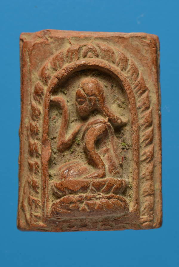 พระนางกวัก หลังยันต์นูน ท่านเจ้าคุณนรรัตน์ วัดเทพศิรินทร์ ปี2495 เนื้อดิน กรุงเทพ