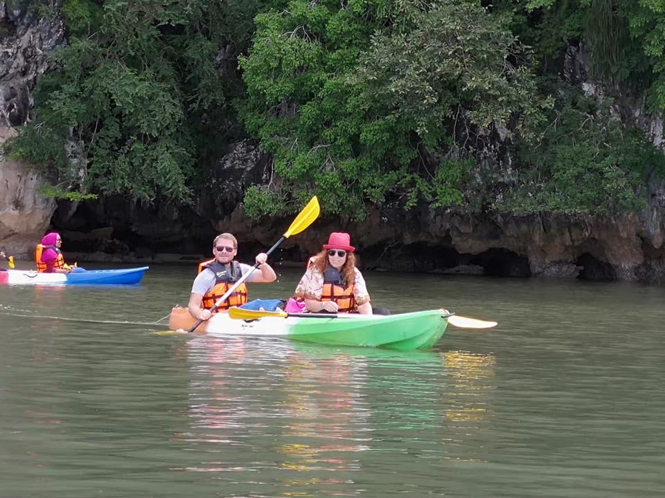 เรือคายัค 2 ที่นั่ง / 2 SEAT