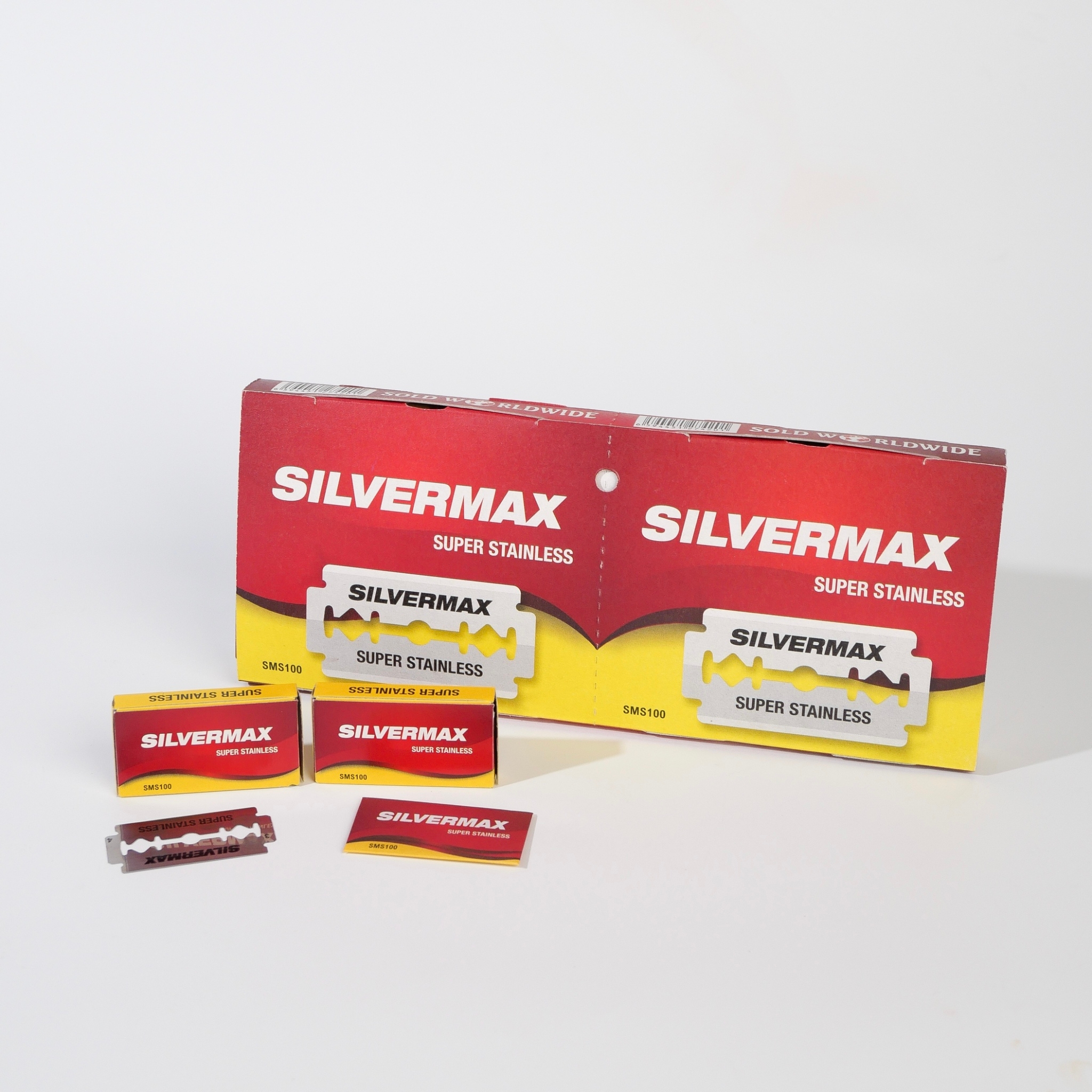 ใบมีดโกนหนวด Silvermax อย่างดี ใบมีดคม โกนหนวดแข็งเกลี้ยง เคลือบแพลทินัม สแตนเลสเกรดพรีเมี่ยมจากญี่ปุ่นอย่างดี