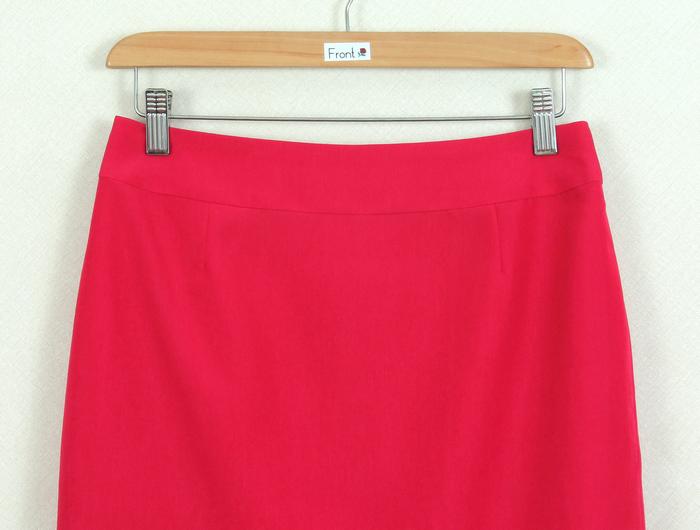 SK-256 กระโปรงแฟชั่น&ทำงาน ทรงสอบ ผ้าวาเลนติโนสีชมพูบานเย็น ด้านหลังจับจีบระบายซ้อนกัน