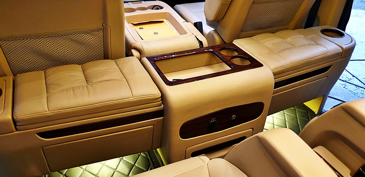 HYUNDAI H-1 ELITE 2019 ลูกค้า ชลบุรี [ เบาะVIP , เบาะท้าย , หลังคา , คอนโซลเตี้ย , จอเพดาน , เครื่องเสียง , ผ้าม่าน ] - นง7120