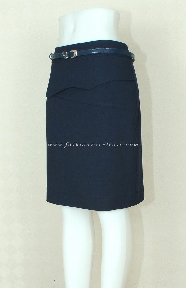 SK-376 กระโปรงทรงสอบ ผ้า Rose Skin สีน้ำเงิน ด้านหน้ากระโปรงออกแบบตัดต่อมีชิ้นแต่งด้านหน้า