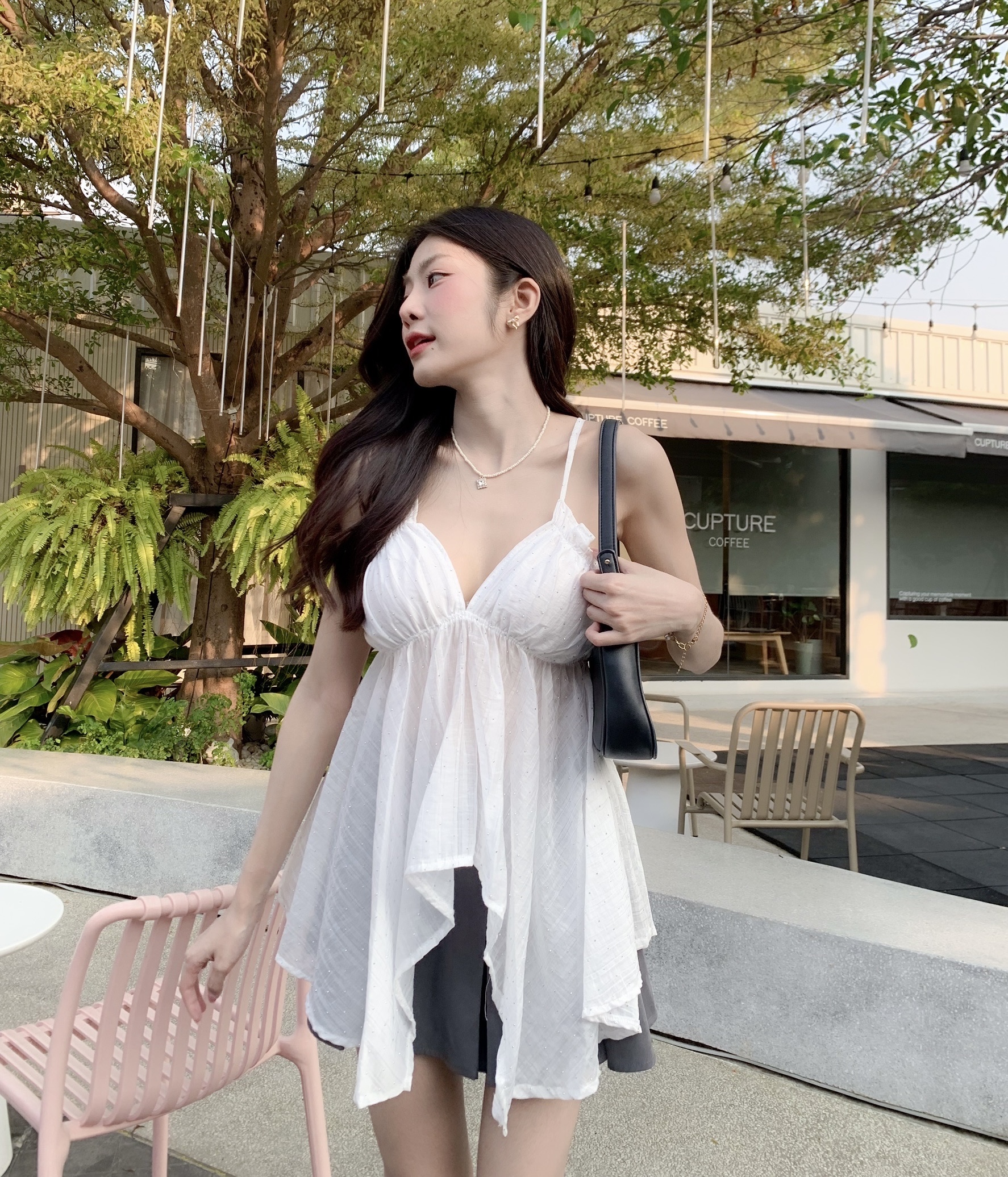 (Blossom top) 🦋🤍 เสื้อสายเดี่ยวตัวยาว