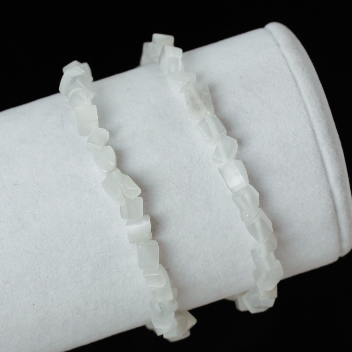 ลูกปัดแก้ว Cat's Eye สังเคราะห์เกรด B สีขาว ขนาด 8mm x 5mm - 3mm x 3mm,86.5cm ยาว 34 นิ้ว 1 เส้นประมาณ 194 ชิ้น