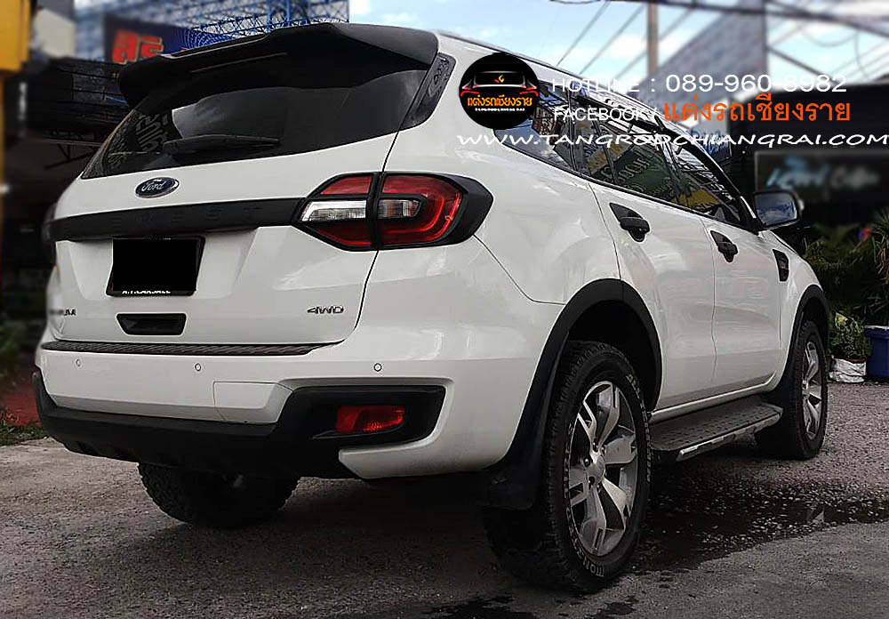 ซุ้มล้อแบบเรียบ Slim Ford Everest 2015