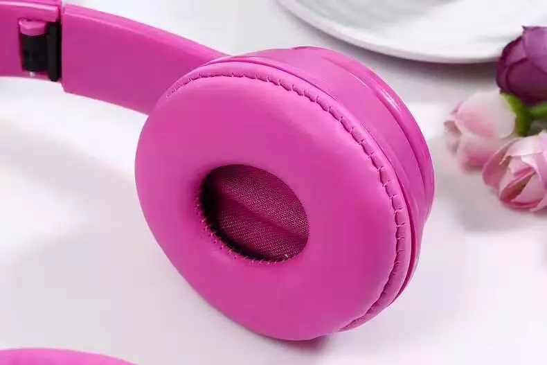 หูฟัง แบบครอบหู เสียงดี สีสวย เบสตึ้บ!! ชัดเจนได้อารมณ์เพลง