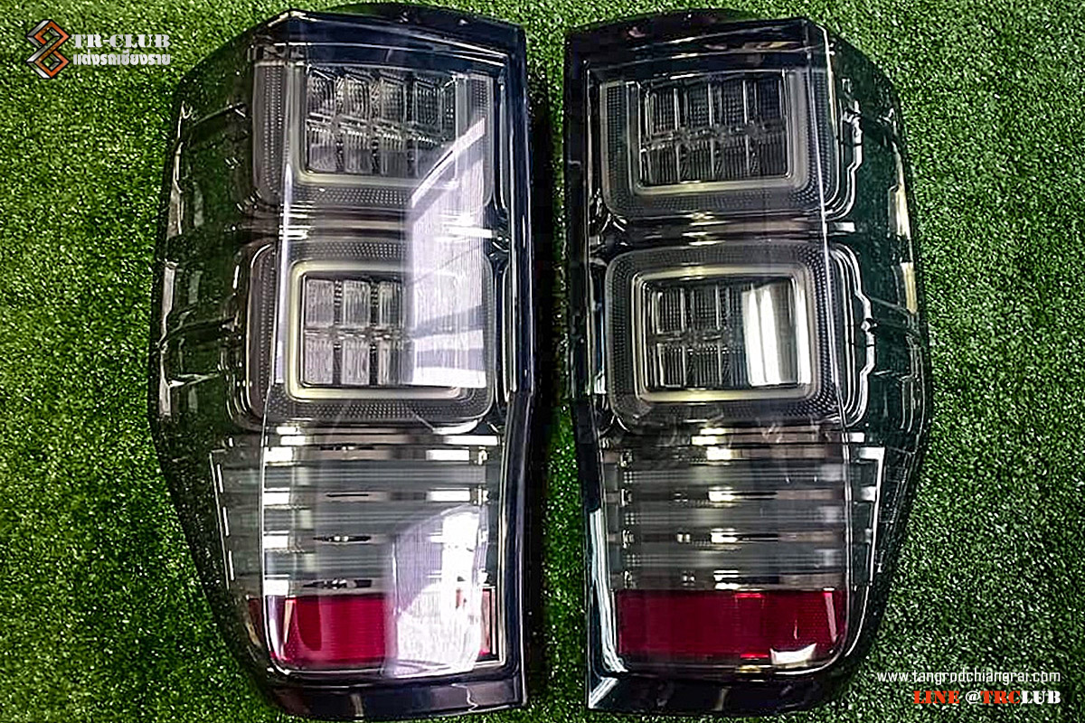 โคมไฟท้ายแบบ Full LED VLAND แท้ รุ่นโคมดำ/โคมใส รับประกัน 1 ปี Ford Ranger 2015-2021