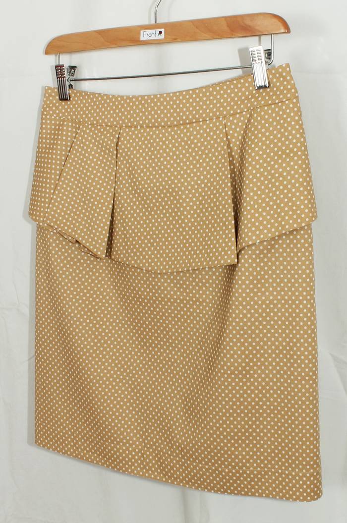 SK-196 กระโปรงแฟชั่น&ทำงาน ทรงสอบ ผ้าคอตต้อนญี่ปุ่นสีน้ำตาลคาลาเมล ด้านหน้ากระโปรงจับจีบระบาย