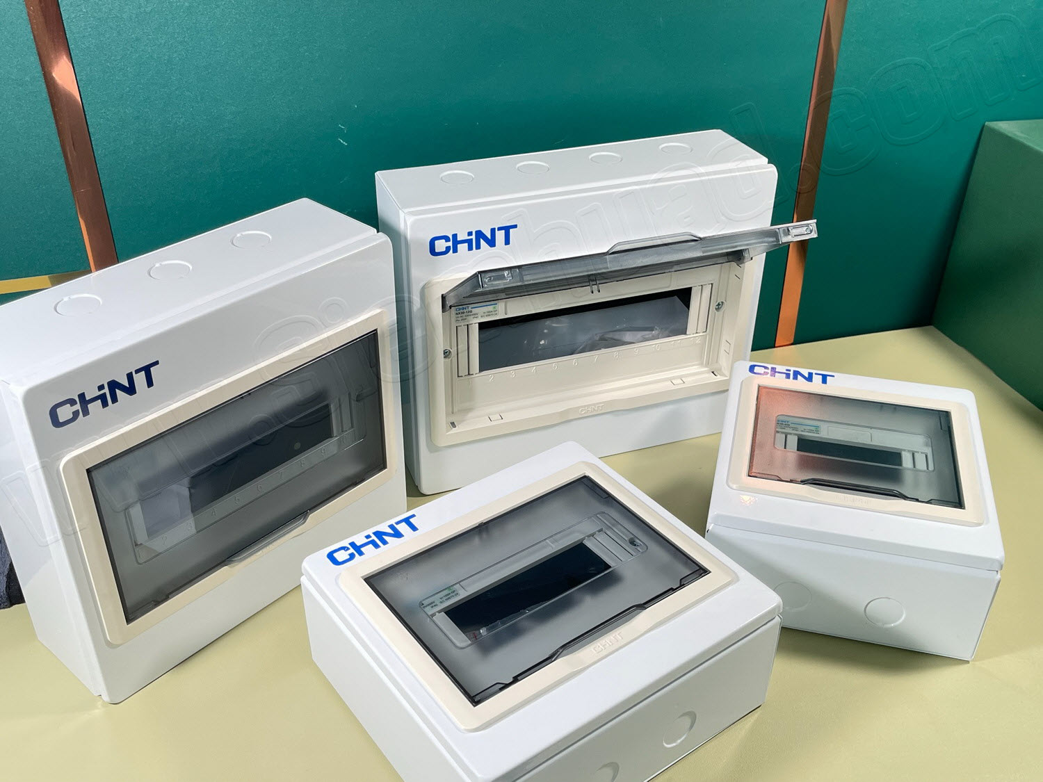 ตู้คอนซูมเมอร์ (กล่องพลาสติก, กล่องเหล็ก) Consumer Unit, ตู้โหรดเซนเตอร์ LOAD CENTER (CHINT) NX2 series, NX3 series, PZ30 series, NX1 series