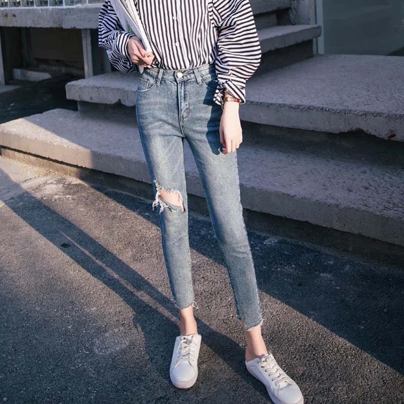 กางเกงยีนส์ สลิมฟิต แต่งขาดช่วงเข่า #80