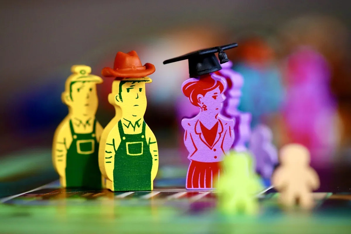 SILOS: Secret InterLopers from Outer Space! และส่วนเสริม Crop Circles Module บอร์ดเกม ของแท้