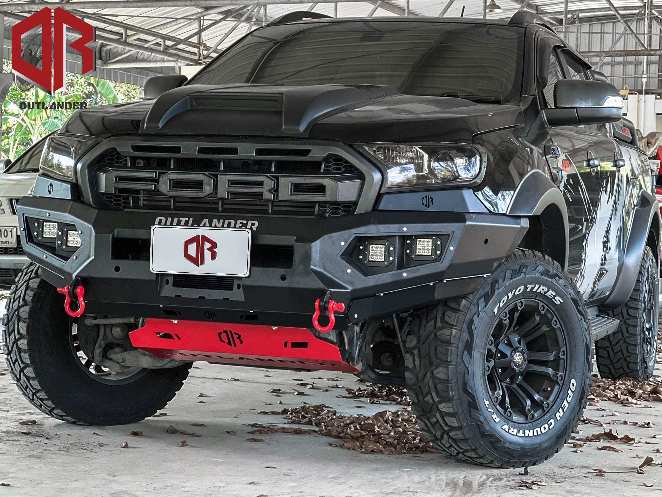 กันชนหน้าเมทริกซ์ Outlander