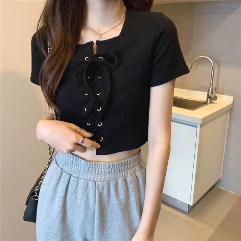 Kumi knit crop tee ครอปไหมพรมผูกเชือก