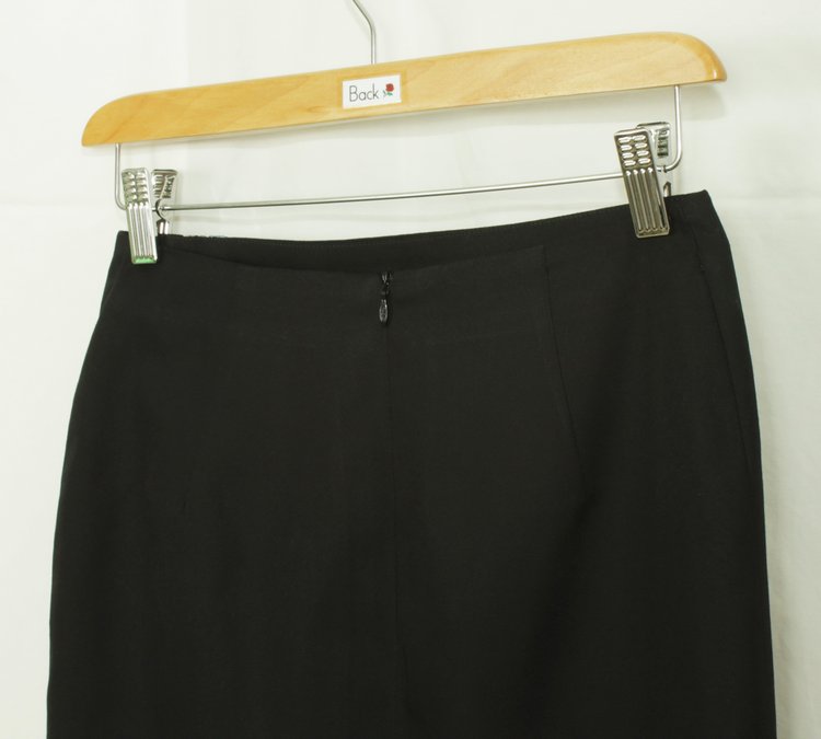 กระโปรงแฟชั่น&ทำงาน ทรงสอบจับจีบ 4 ชั้น ผ้าคอตต้อนญี่ปุ่นสีดำ / SK-111