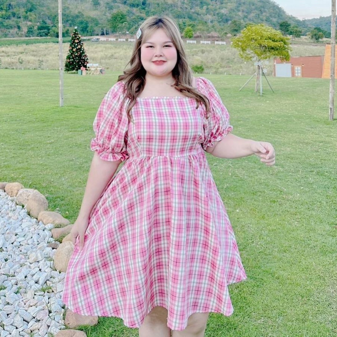 สินค้าหมดไว รบกวนติดต่อทางร้านก่อนสั่งซื้อ A100 เดรสสาวอวบ ลายสก็อต ผ้าคอตตอน