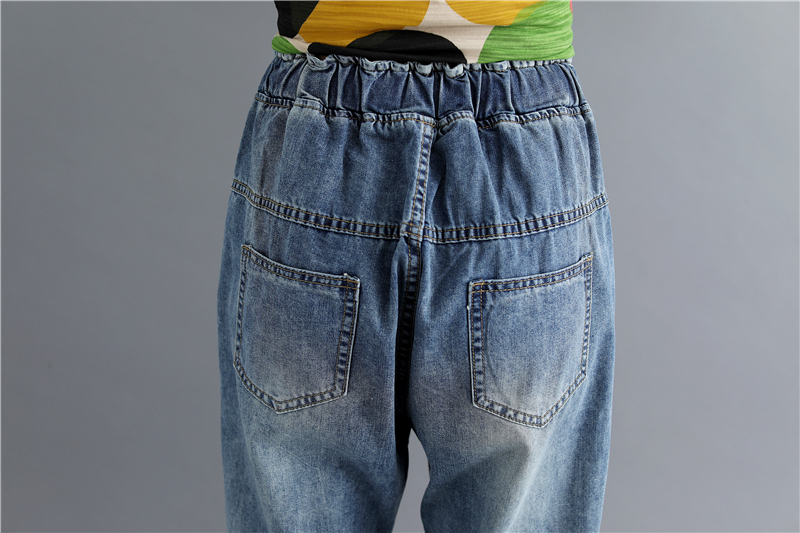 JPNT-010 กางเกงยีนส์ขายาว 5 ส่วน แต่งเซอร์ๆๆปะด้วยผ้าลายสวยงาม เอวยางยืด เนื้อผ้านิ่มไม่หนา