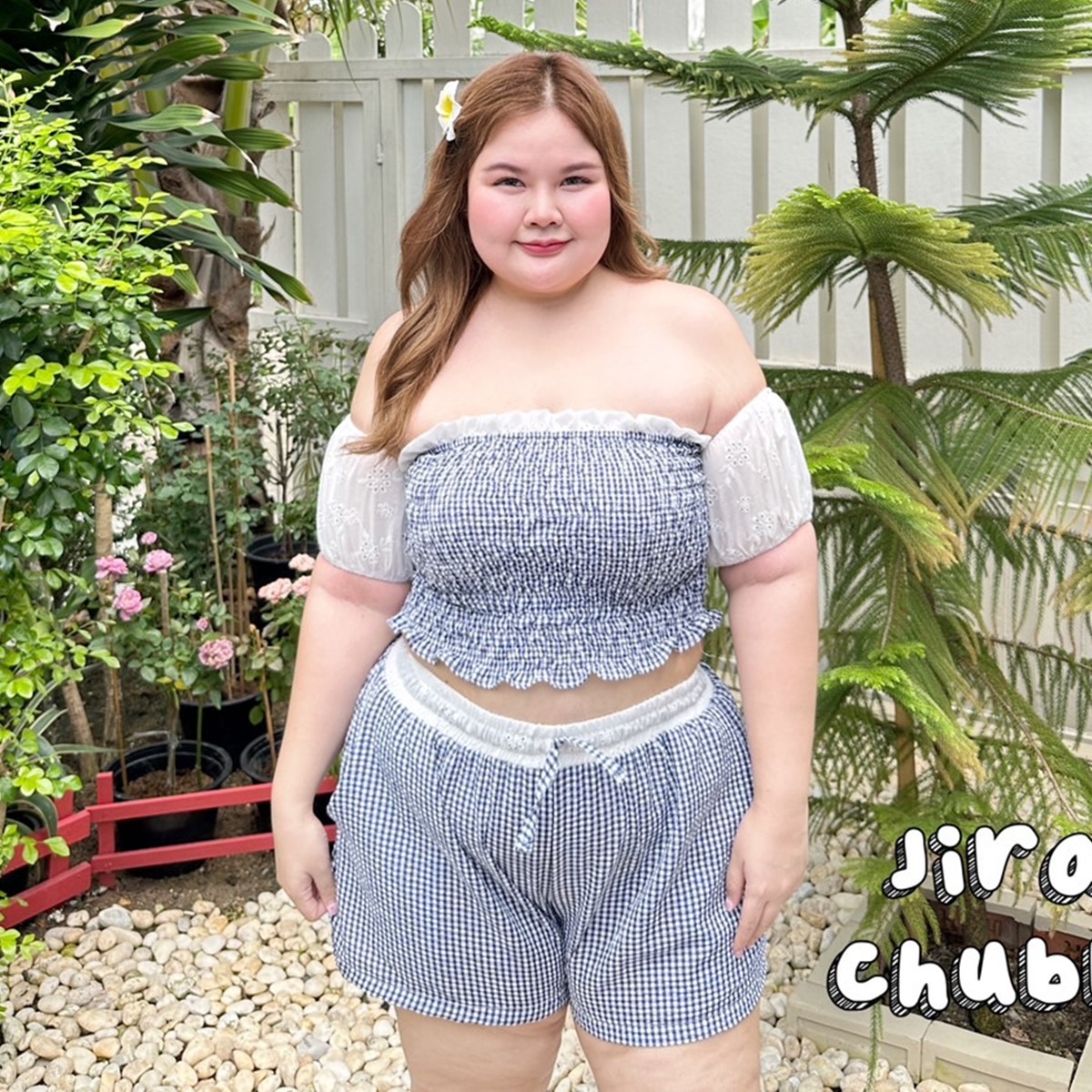 J023 ชุดเซ็ท สาวอวบ เสื้อเกาะอก มาพร้อมกางเกงขาสั้น อกได้ถึง48นิ้ว