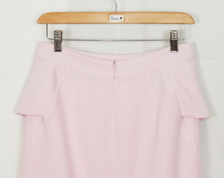 SK-188 กระโปรงแฟชั่น&ทำงาน ทรงสอบ ผ้า CHANEL สีชมพู ด้านหน้ากระโปรงจับจีบระบาย