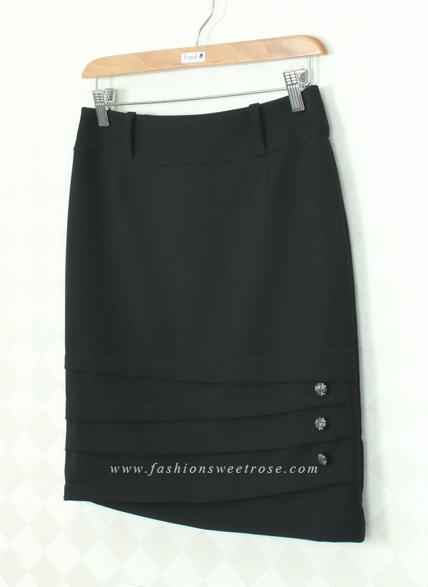 กระโปรงแฟชั่น&ทำงาน กระโปรงทรงสอบ ผ้าสลาฟญี่ปุ่นสีดำ ชายกระโปรงตีเกร็ดแต่งด้วกระดุม / SK-352
